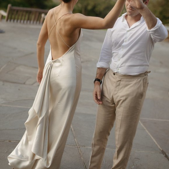 Danielle Frankel Wedding Dress - Picture 12 of 16